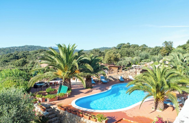 Traumhafte Ferienanlage mit Pool - Résidence Villa Smeralda 1