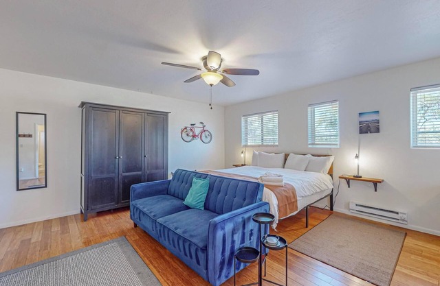 Fantastic Studio in N. Valley, Garage, Near I-40