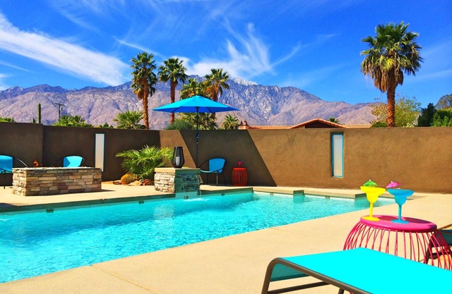 FANTASTISCHE AUSSICHTEN UND BEWERTUNGEN Heller SPASS Entspannungsoase (beheizter Pool im Winter)