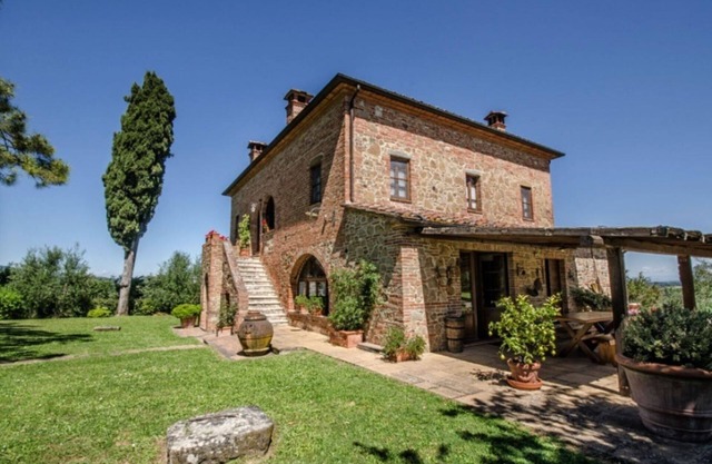 Fantastic villa with view. Pool, children's playground