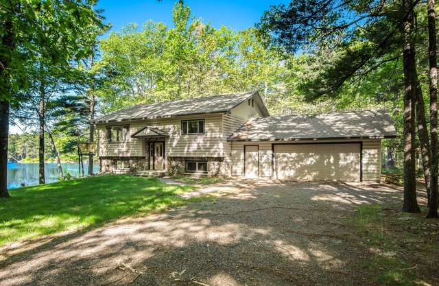 Fantastic waterfront abode with wraparound deck, dock, & WiFi - dog-friendly