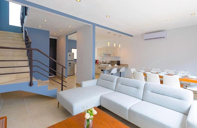 Fantastica Casa con alberca,TVs, Netflix, y A/A