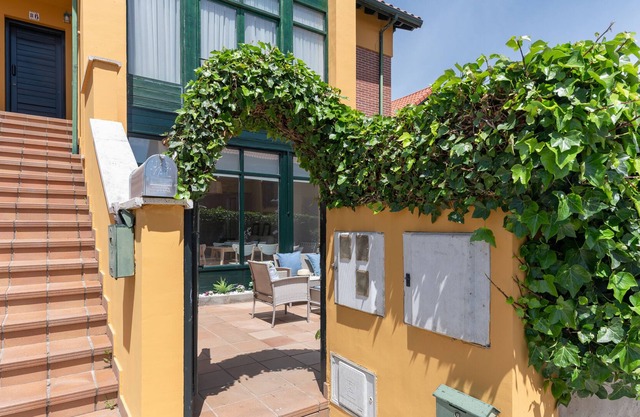 FARO 6A: BEAUTIFUL APARTMENT WITH TERRACE AND PRIVATE GARDEN