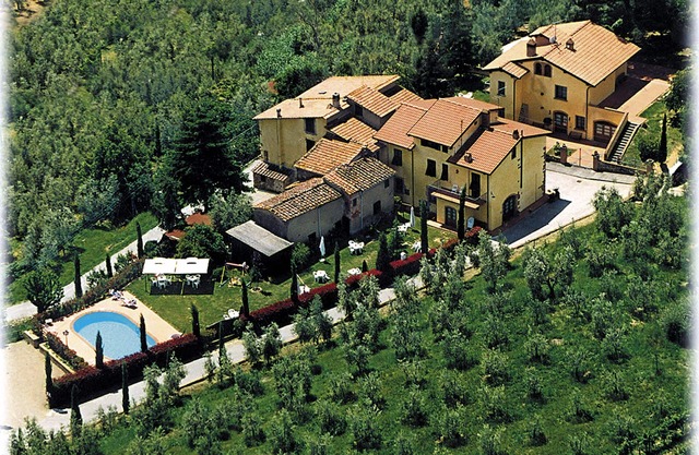 Urlaub auf dem Bauernhof in Vinci. Wohnung mit Schlafzimmer, Küche und Bad