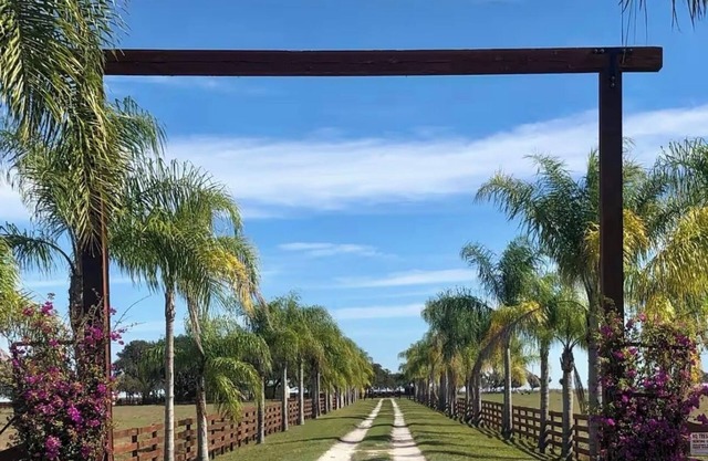Farm House near Sebring International Race Track