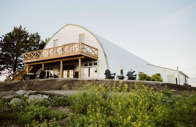 Farm Stay-Whole barn rental- Feathered Acres Learning Farm + Inn