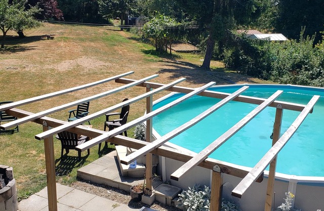 Farm stay with ponds and animals