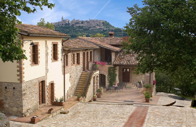Bauernhaus Casale delle Lucrezie - mit Panorama-Pool und SPA - Apartments