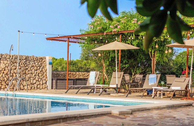 Farmhouse 'Es Cargol' with Private Pool, Wi-Fi and Air Conditioning