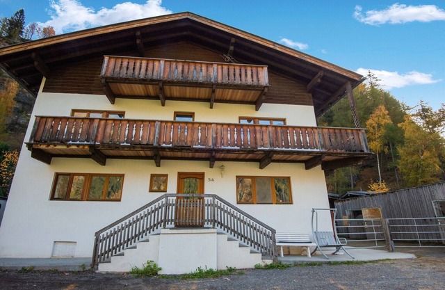 Bauernhaus im Ötztal nahe Skigebiet