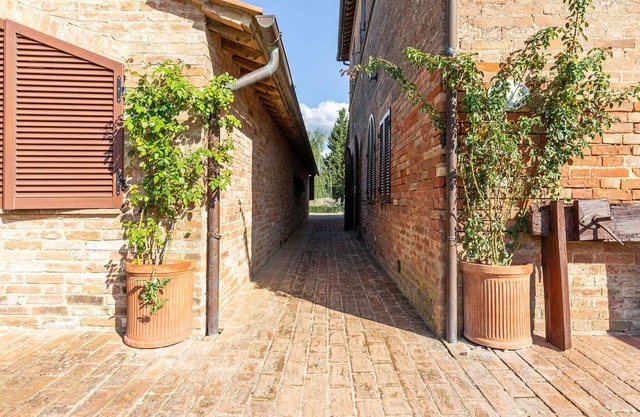 Bauernhaus in Buonconvento mit Garten