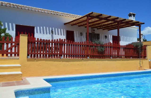 Casa rural en Andalucםa con piscina privada