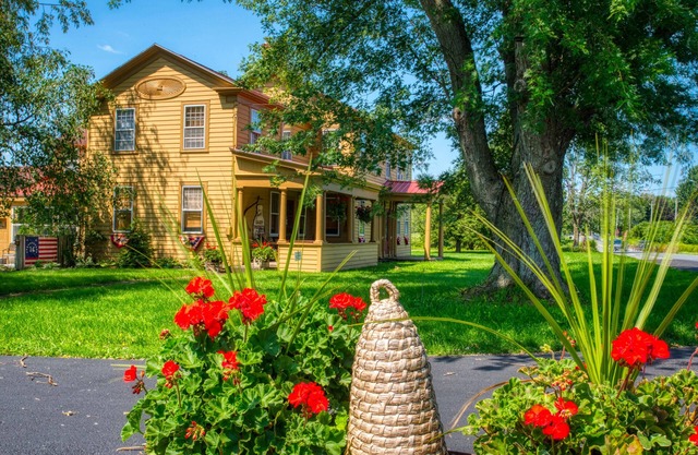 Farmhouse in Rome NY