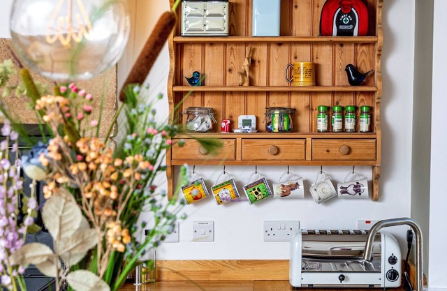 Farmhouse in the heart of the Yorkshire Dales. Dogs welcome. Cycle friendly.