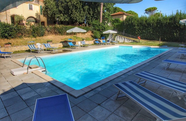Bauernhaus in Gualdo Cattaneo mit Pool