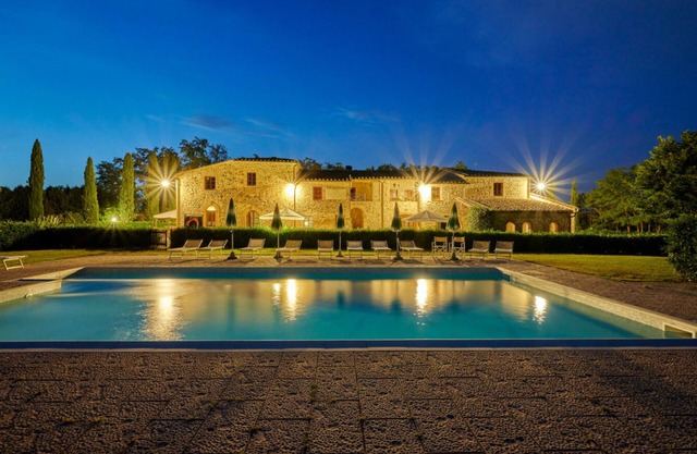Farmhouse La Peschiera apartment Limonaia prov. of Siena and san Gimignano