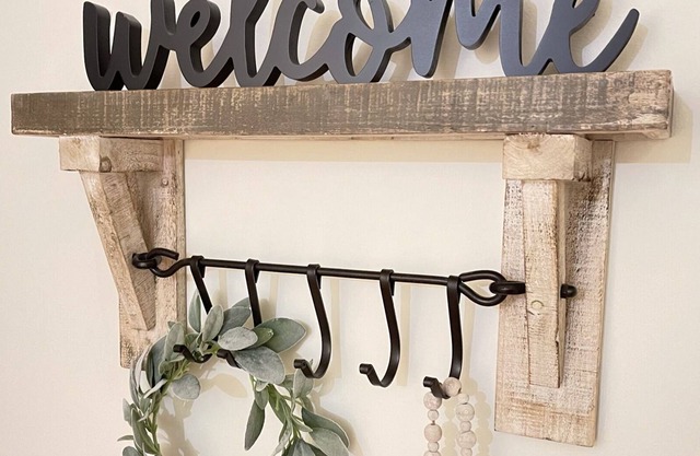 Farmhouse Oasis Steps to Historic Montgomery TX