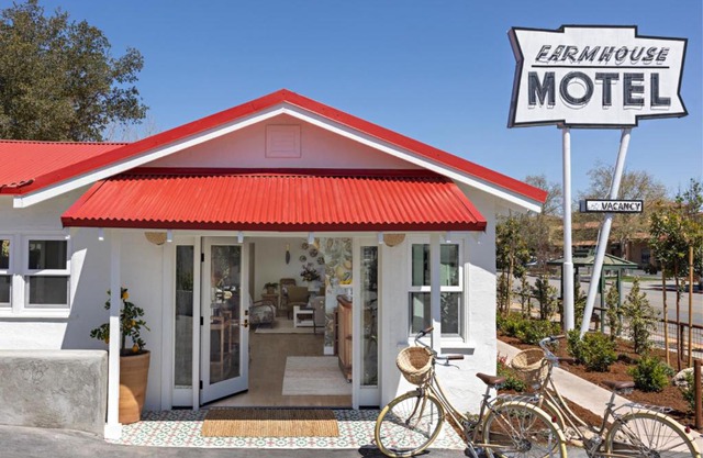 Farmhouse Paso