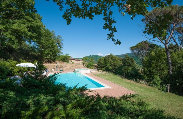 Bauernhaus 'Pilari Appartamento Tabaccaia' mit Bergblick, Gemeinschaftspool und WLAN