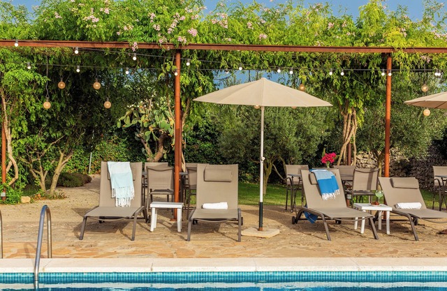 Farmhouse 'Sa Sargantana' with Shared Pool, Wi-Fi and Air Conditioning