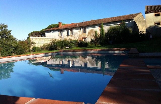 Haus XVIII, Schwimmbad, Charme und Natur, Blick auf Pyrenäen und Ariege