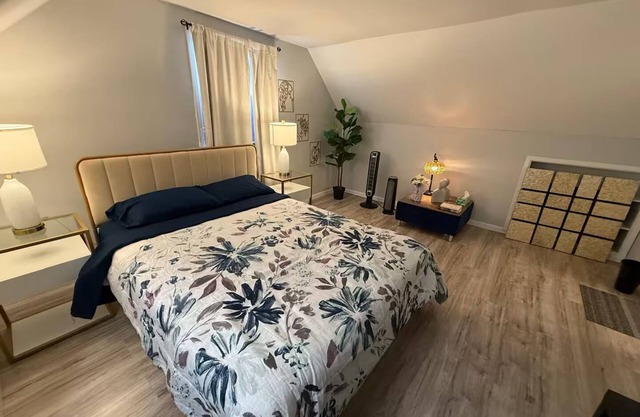 Farmingdale Happy Haven: Your Space for Peace & Cozy Days - 0 Cleaning Fee