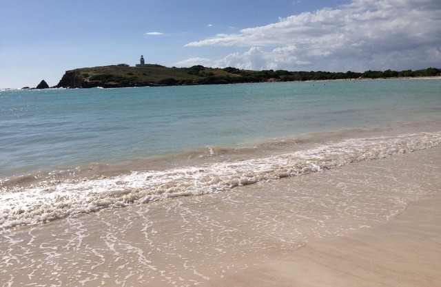 Pristine Oceanfront Condo zu vermieten