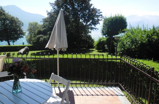 Favoloso appartamento fronte lago, Gera Lario