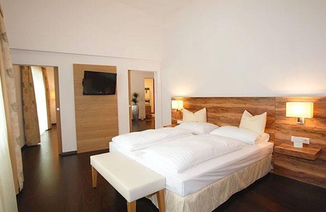 Wohlfühlsuite 4-Stern deluxe, Dusche und Bad, WC - Relax- & Wanderhotel