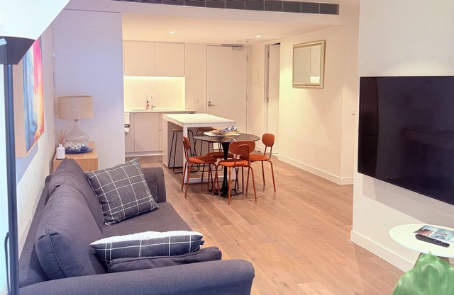 Feel the local vibe this Winter + parking. Modern, convenient & family friendly.