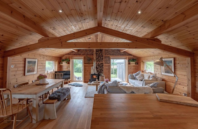 Fell Lodge - a luxury lodge that sleeps 6 guests in 3 bedrooms