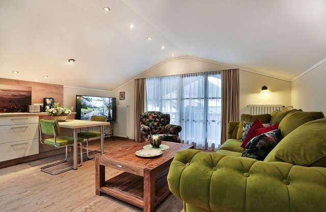 Ferienwohnung Nr. 4, mit Balkon und Bergblick, 48 qm, W-LAN