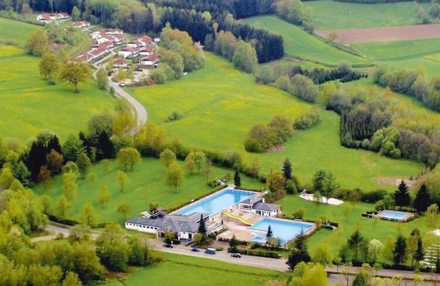 Ferienhaus in Falkenstein in der Nähe eines Gemeinschaftspools