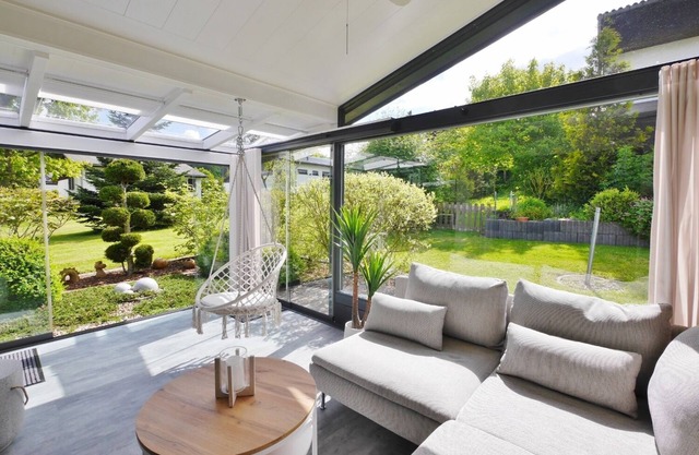 Komfort-Ferienhaus "Kahle Pön"**** mit Wintergarten und großem eingezäunten Garten!