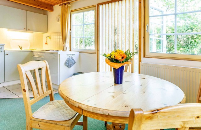Ferienhaus Weihe, Reihenhaus, 4 Personen, GS, Terrasse (11) - Feriendorf