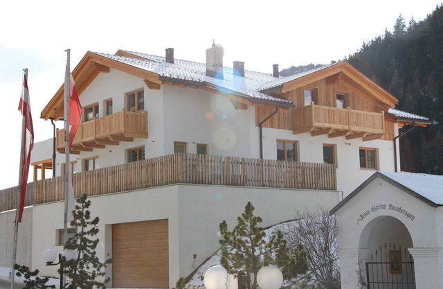 Ferienwohnung Schlossblick - Alpenrose- Apart