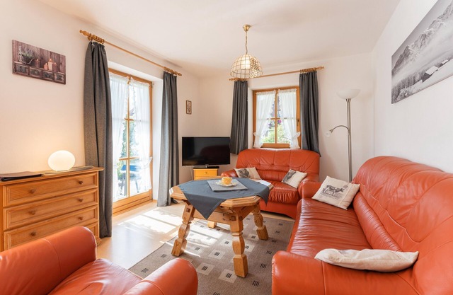 Ferienwohnung II zwei separate Schlafzimmer, 2 Bäder DU/WC, Süd-Terrasse, 75 qm