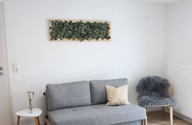 Ferienwohnung 2, 41 qm, 1 Schlafzimmer mit Doppelbett, 1 Schlafsofa, max. 3 Personen