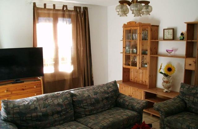 Ferienwohnung 70m², Terrasse, 2 Schlafzimmer, Küche, Geschirrspüler, W-LAN