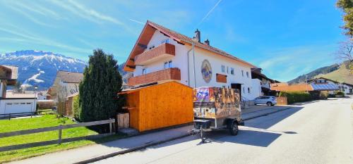 Ferienwohnung-Allgaeu-Pfronten -Inkl KönigsCard Fewo"FALKENSTEIN"
