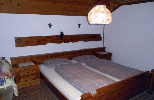 Ferienwohnung Bergblick 45 qm, Schlafzimmer, Küche, Balkon, TV, 2 Pers.