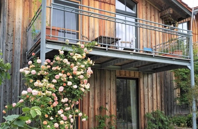 Ferienwohnung Vogelnest, 60qm, 2 Separate Schlafzimmer, im Ersten Stock mit Balkon