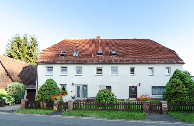 Ferienwohnung im DG mit Terrasse im Garten - Ferienwohnung Hertel