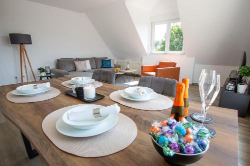 Ferienwohnung Möhnesee - zentral, stilvoll und ruhig mit Balkon und Boxspringbetten