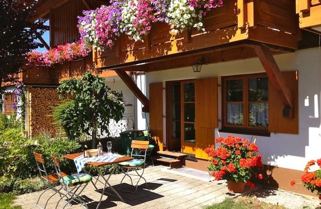 Ferienwohnung Nr. 6 Souterrain - Haus Petra
