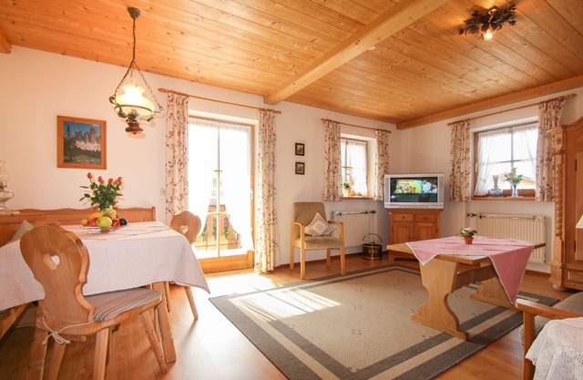 Ferienwohnung Rauschberg 2 Pers., 45 qm, Südbalkon, Wohnküche, 1 Schlafzimmer