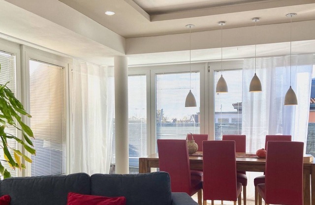 Ferienwohnung Riva - Hochwertige Wohnung mit Balkon in ruhiger Umgebung