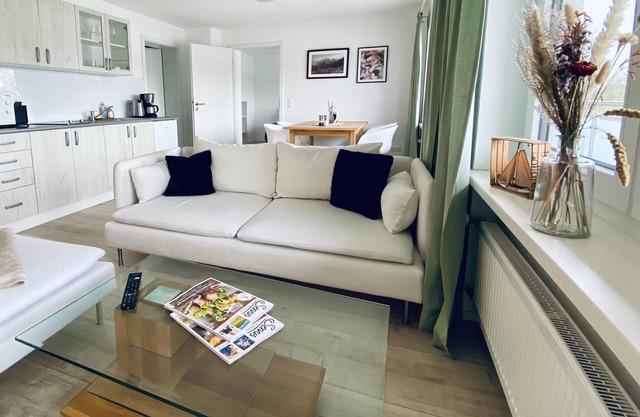 Ferienwohnung Sundowner, 50 qm, 1 sep. Schlafzimmer mit Balkon