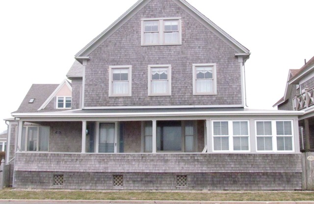 FERIK: Spectacular Falmouth Heights Waterfront, Gorgeous Views of Martha's Vineyard and Nantucket Sound