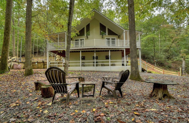 Fern Gully | Pet Friendly | Creekside | Fire Pit